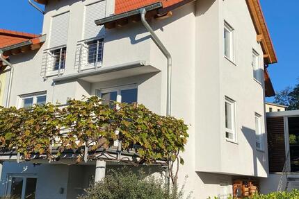 2 WG-Zimmer mit privatem Bad zu vermieten zimmer