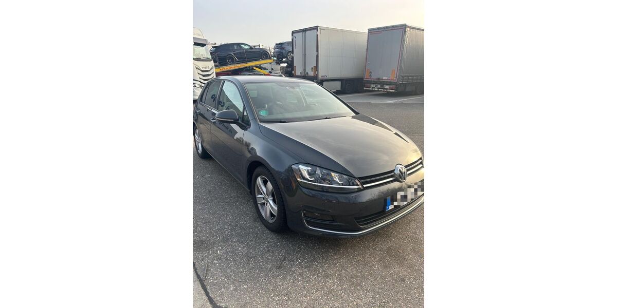 VW Golf 93.000 km 12.400 &euro; Osthofen 67574