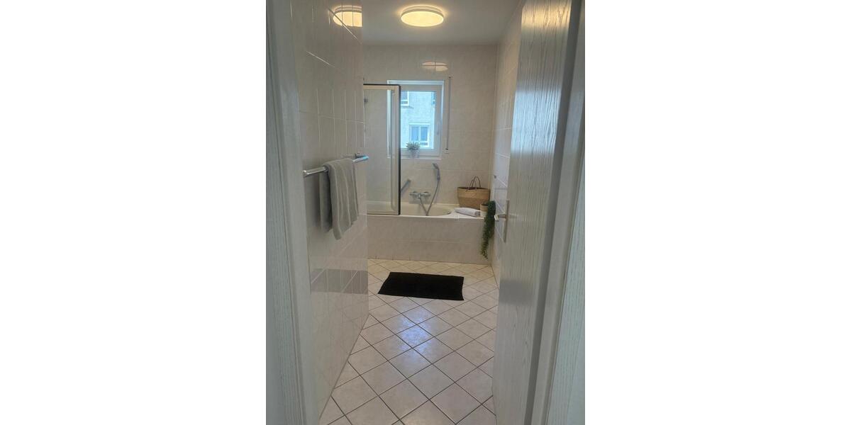 Etagenwohnung Mannheim Hochstätt - 3.5 Zimmer, 75 m&sup2;, 950&euro; | Angebot:25370368