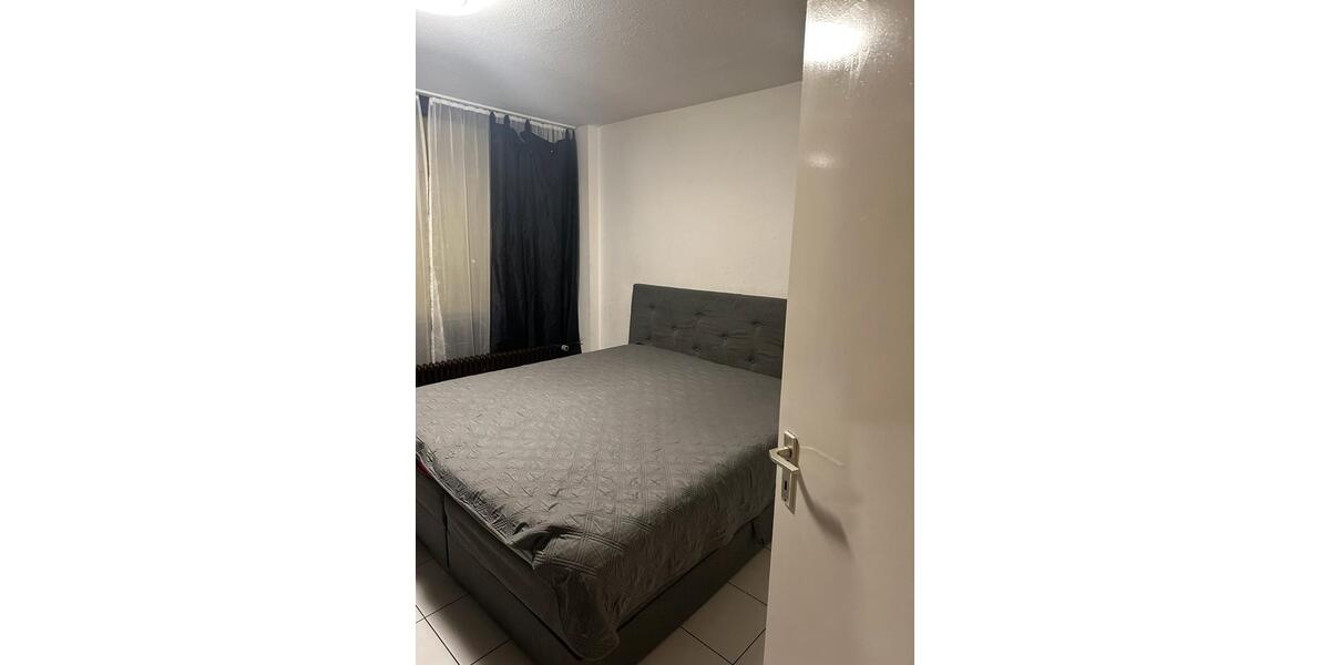 Hochparterre Mannheim Herzogenried - 4 Zimmer, 1 m&sup2;, 1.475&euro; | Angebot:25273088