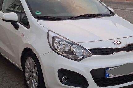 Kia Rio 98.000 km 5.899 &euro; Biblis 68647