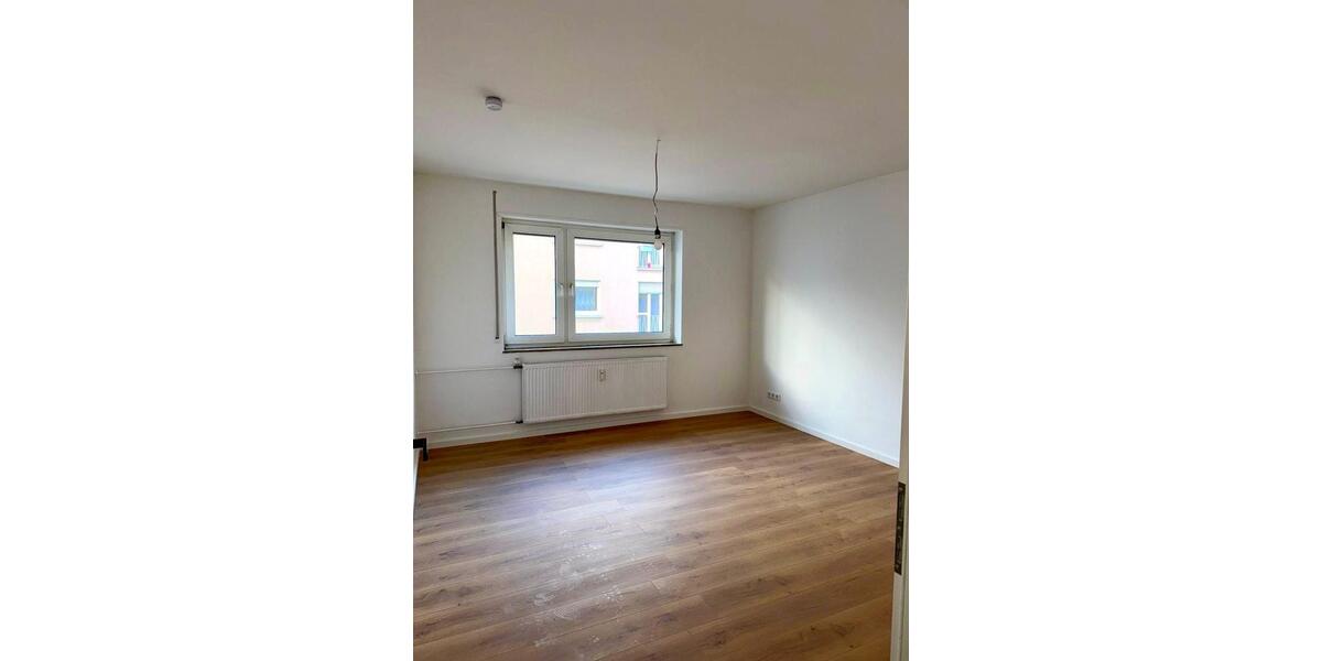 Etagenwohnung Ludwigshafen am Rhein Parkinsel - 3 Zimmer, 64 m&sup2;, 900&euro; | Angebot:24881343