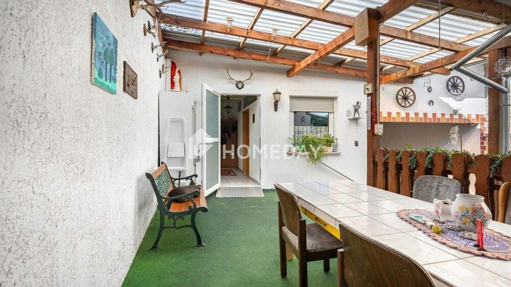 Zwei Wohneinheiten, ein Zuhause: charmantes Reihenhaus mit Anbau und vielseitigem Platzangebot in P 9 zimmer