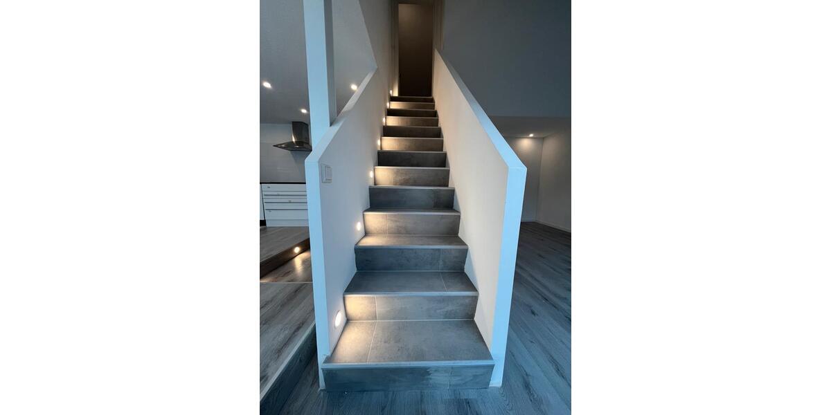 Maisonettenwohnung Ludwigshafen am Rhein Ludwigshafen-Hemshof - 4 Zimmer, 100 m&sup2;, 1.300&euro; | Angebot:25397525