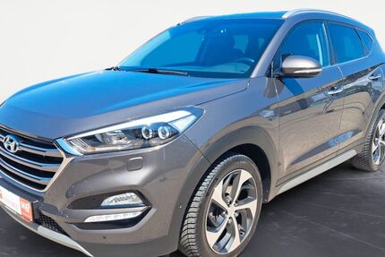 Hyundai TUCSON 125.158 km 15.999 &euro; Brühl 68782
