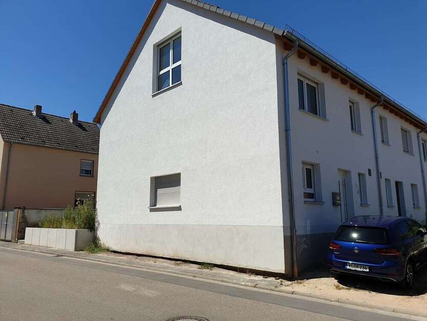 Haus zum Mieten in Dannstadt-Schauernheim 1.650 € 140 m²