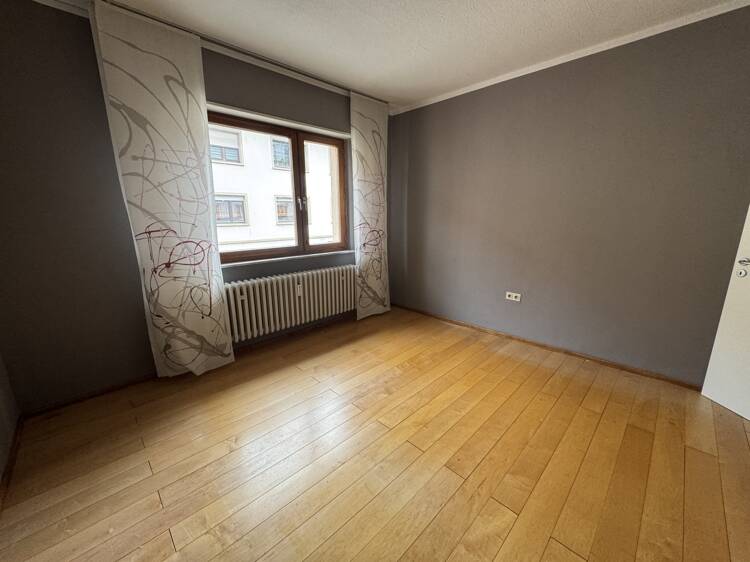 Mehrfamilienhaus, Wohnhaus Mannheim / Neckarau Neckarau - 9 Zimmer, 200 m&sup2;, 510.000&euro; | Angebot:26139134