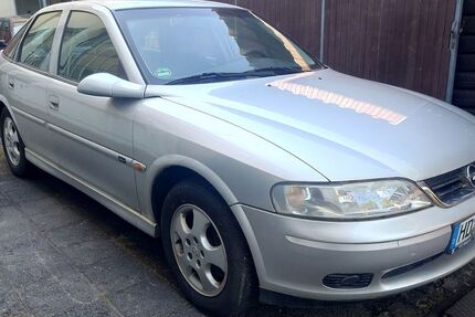Opel Vectra 112.870 km 2.300 &euro; Hockenheim 68766
