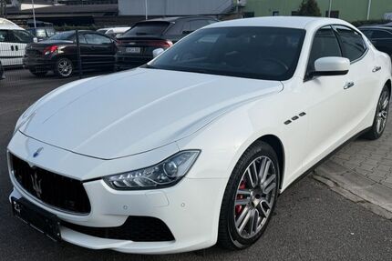 Maserati Ghibli 82.000 km 31.900 &euro; Bad Dürkheim 67098