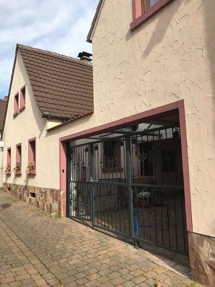 Haus zum Mieten in Kallstadt 1.250 € 110 m²