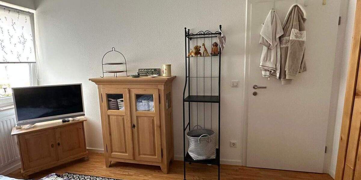 Attraktive 4 ZKB Wohnung mit Gäste WC und Tiefgarage - provisionsfrei 4 zimmer