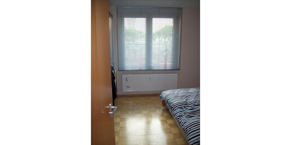 Erdgeschoßwohnung Mannheim Hochstätt - 3 Zimmer, 80 m&sup2;, 1.100&euro; | Angebot:26644316