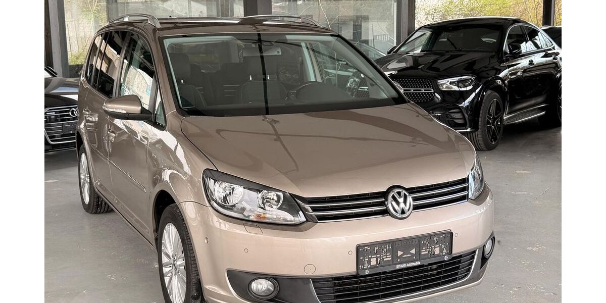 VW Touran 136.523 km 8.200 &euro; Haßloch 67454
