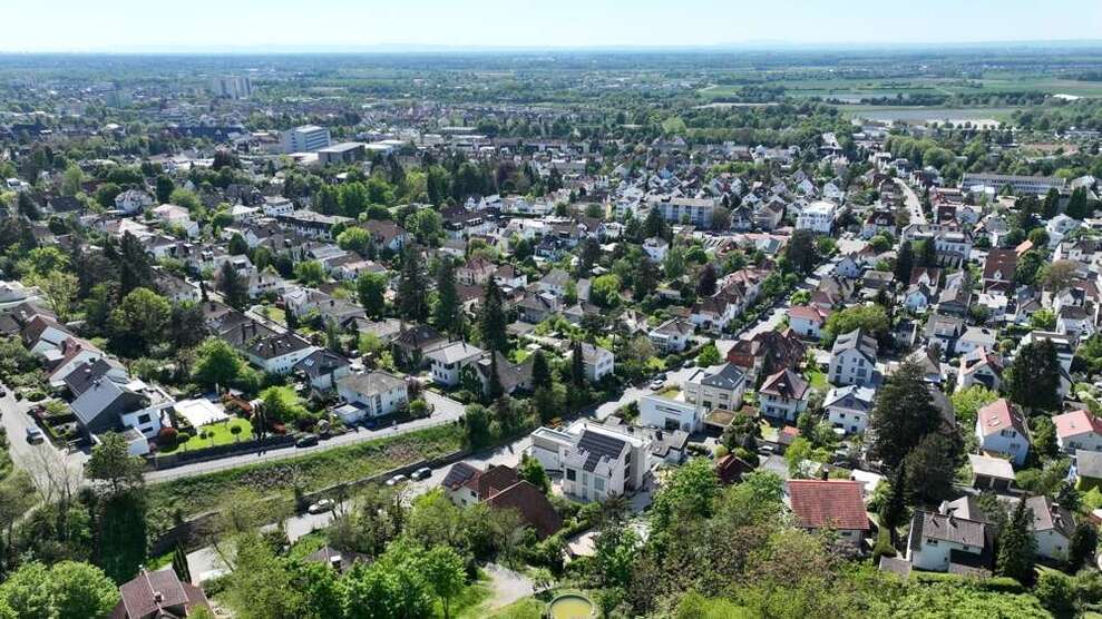 Haus zum Kaufen in Bensheim - Auerbach 975.000 € 202 m²