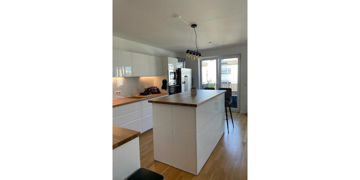 Etagenwohnung Ludwigshafen am Rhein - 5 Zimmer, 150 m&sup2;, 2.050&euro; | Angebot:24818847