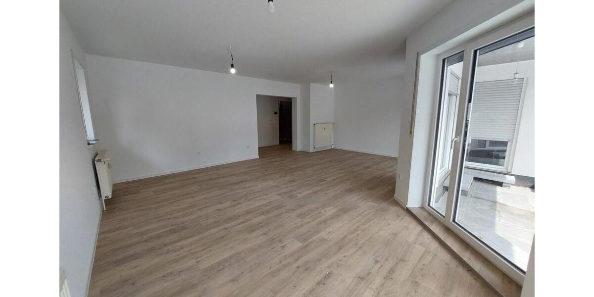 Modernisierte 4-Zimmer-EG-Wohnung mit großer Terrasse & Garten 4 zimmer