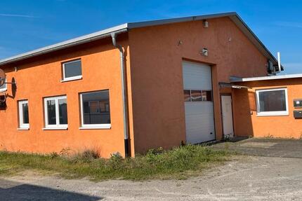 Teil einer Gewerbehalle zu vermieten in Dettenheim Russheim zimmer