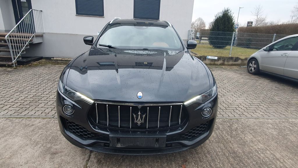 Maserati Levante 138.500 km 27.000 &euro; Neuhofen 67141