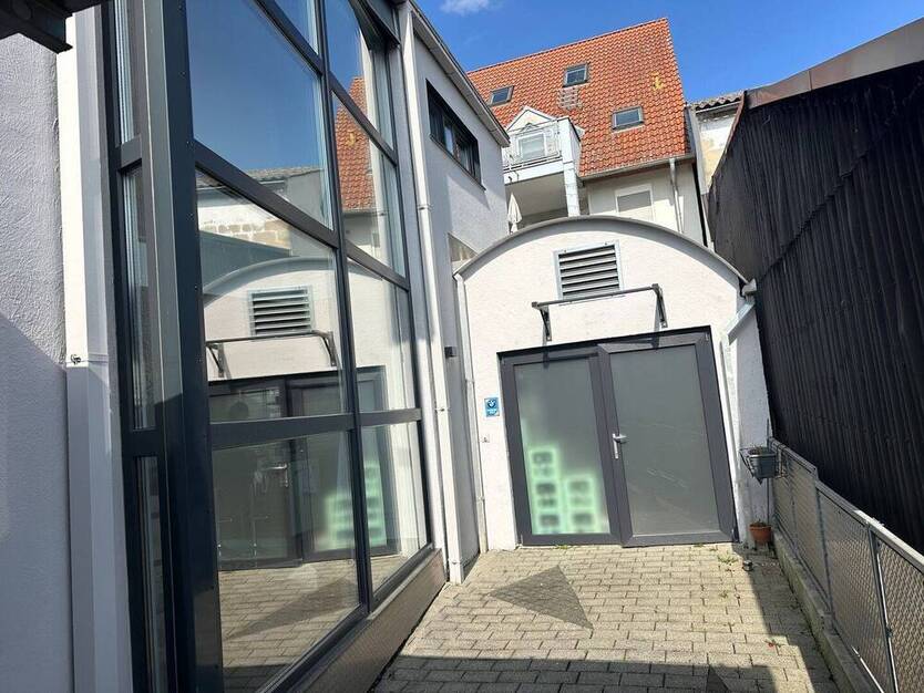 Geschmackvolle schön gelegene Doppelhaushälfte