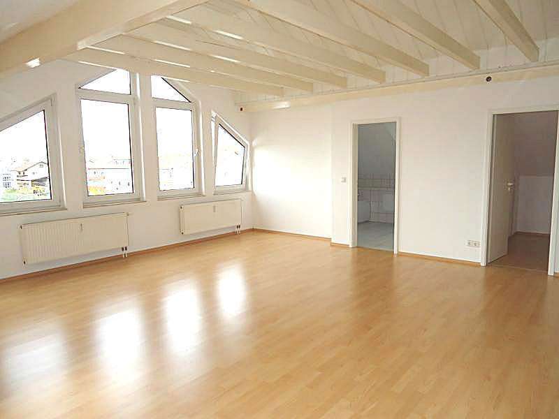 Wohnung zum Mieten in Hirschberg 900 € 90 m²