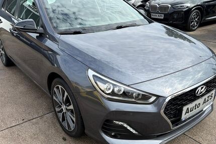 Hyundai i30 29.272 km 16.920 &euro; Schwetzingen 68723