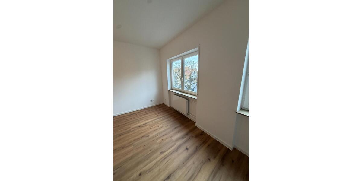 Etagenwohnung Ludwigshafen am Rhein Ludwigshafen-Hemshof - 2 Zimmer, 45 m&sup2;, 165.000&euro; | Angebot:25987136