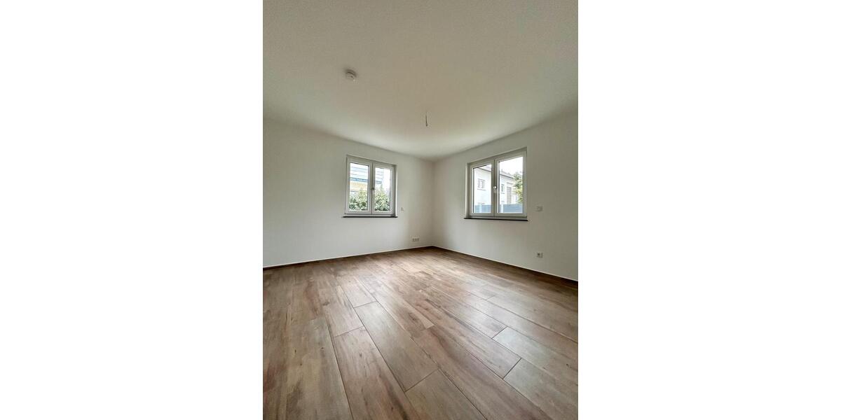 Erdgeschoßwohnung Schriesheim - 4 Zimmer, 137 m&sup2;, 2.300&euro; | Angebot:24643629