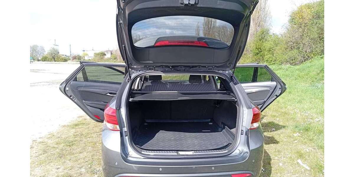 Hyundai i40 88.230 km 12.700 &euro; Worms 67549