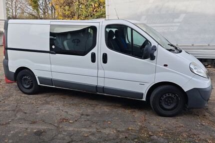 Opel Vivaro 310.000 km 8.400 &euro; ludwigshafen am rhein 67063