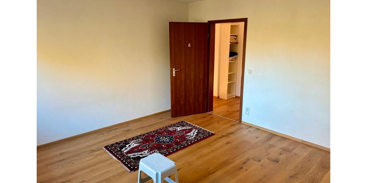 Reihenhaus Schriesheim - 7 Zimmer, 155 m&sup2;, 890.000&euro; | Angebot:25861185