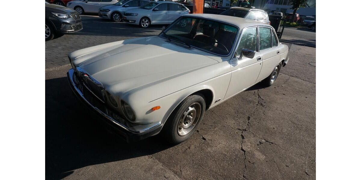 Jaguar XJ 196.800 km 7.999 &euro; Bensheim 64625