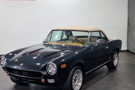 Fiat 124 Spider 25.646 km 14.999 &euro; Mannheim 68199