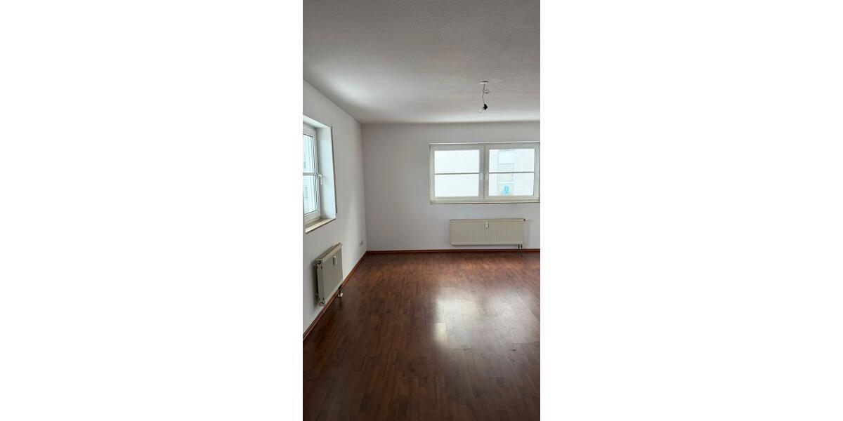 Etagenwohnung Worms - 2 Zimmer, 60 m&sup2;, 1.090&euro; | Angebot:26311740