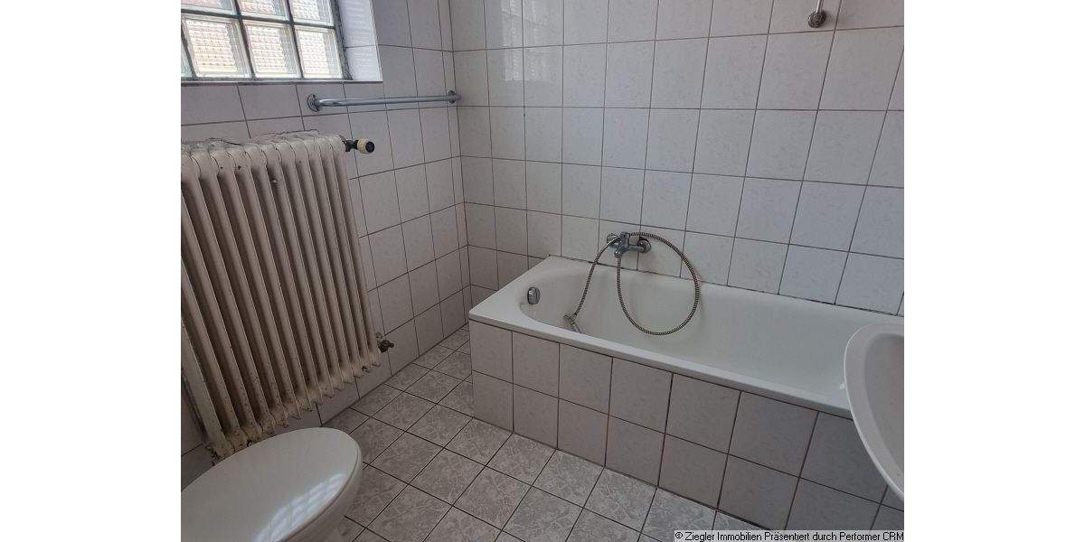 Mehrfamilienhaus, Wohnhaus Edingen-Neckarhausen Neckarhausen - 8 Zimmer, 129 m&sup2;, 425.000&euro; | Angebot:25681570