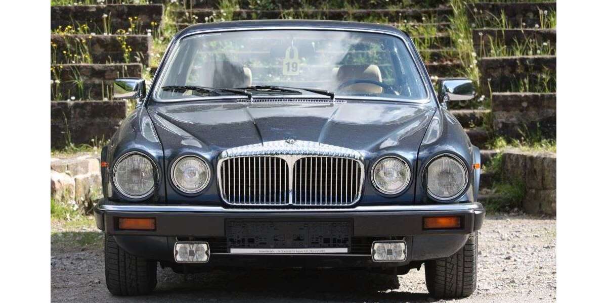 Jaguar Daimler 119.500 km 44.999 &euro; Heppenheim 64646
