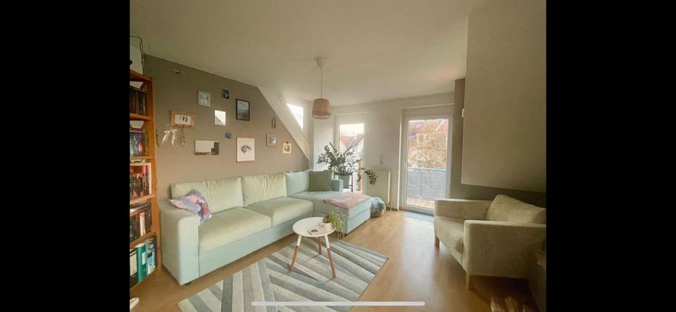 Helle 2ZKB Balkon zum Park, im Herzen Oggersheims 2 zimmer