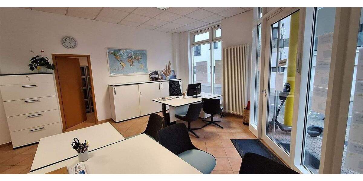 Neuwertiges Ladenlokal mit hoher Sichtbarkeit in Wiesloch 3 zimmer