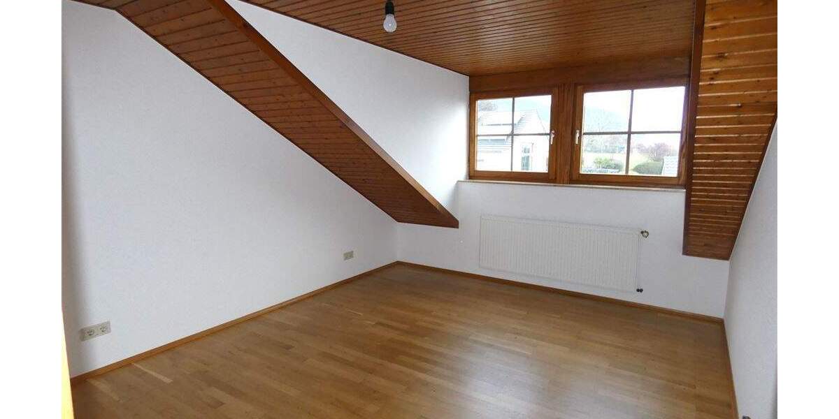 Etagenwohnung Neustadt Haardt - 3 Zimmer, 86 m&sup2;, 750&euro; | Angebot:25744790