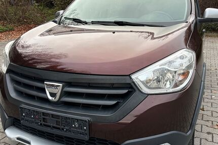 Dacia Lodgy 108.900 km 7.100 &euro; Bensheim 64625