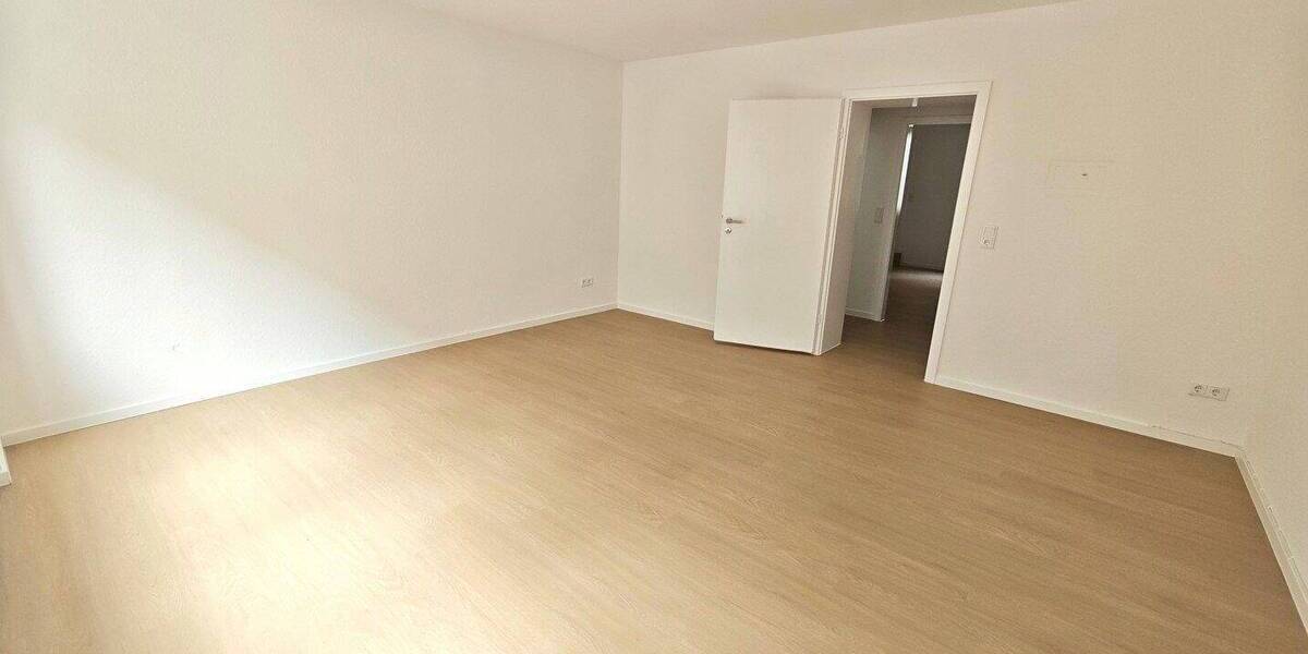 Etagenwohnung Mannheim Schwetzingerstadt - 3 Zimmer, 84 m&sup2;, 1.170&euro; | Angebot:26819312