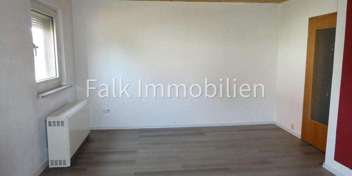 Einfamilienhaus Mannheim Rheinau - 7 Zimmer, 138 m&sup2;, 339.000&euro; | Angebot:25265673