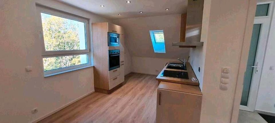 Dachgeschoßwohnung Ludwigshafen am Rhein Ludwigshafen-Oggersheim - 3 Zimmer, 90 m&sup2;, 1.400&euro; | Angebot:26153710