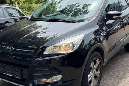 Ford Kuga 81.220 km 3.999 &euro; LUDWIGSHAFEN AM RHEIN 67071