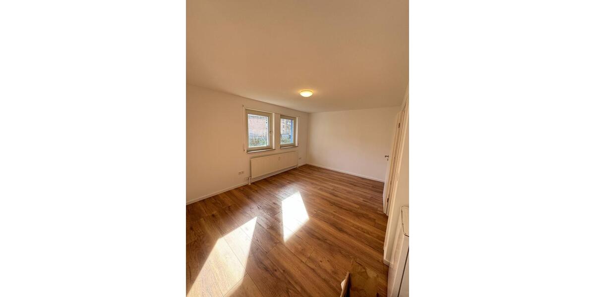 Erdgeschoßwohnung Mannheim - 1 Zimmer, 30 m&sup2;, 900&euro; | Angebot:26266030