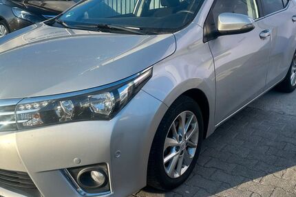 Toyota Corolla 300.000 km 7.450 &euro; mannheim 68199