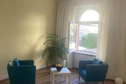 Schöner Praxisraum Donnerstag oder Montag zuvermieten zimmer