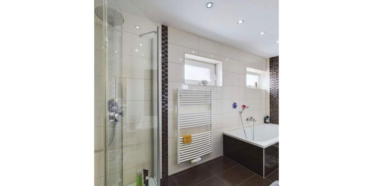 Doppelhaushälfte Ludwigshafen Oppau - 7 Zimmer, 186 m&sup2;, 560.000&euro; | Angebot:25752865