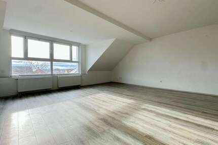 Wohnung Weisenheim am Sand - 5 Zimmer, 177 m&sup2;, 279.000&euro; | Angebot:26115817