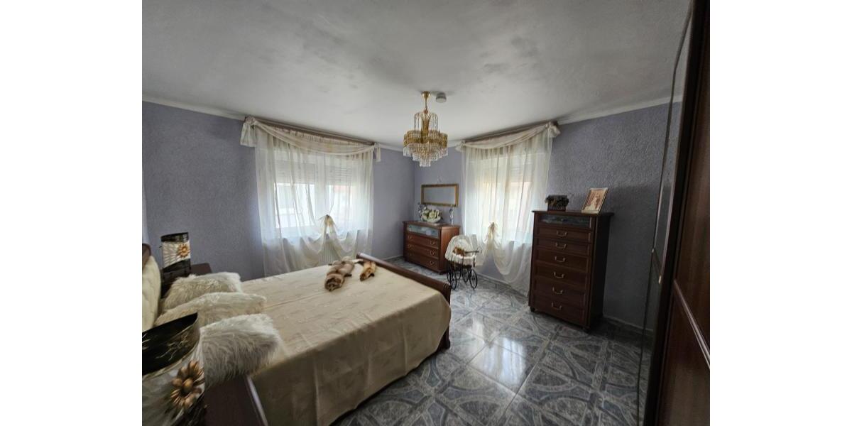 ObjNr:19502 - Gepflegte Doppelhaushälfte im Zentrum Oggersheims 6 zimmer