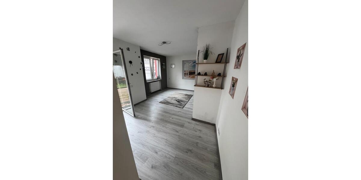 Mehrfamilienhaus, Wohnhaus Ludwigshafen am Rhein Mundenheim - 7 Zimmer, 180 m&sup2;, 439.000&euro; | Angebot:26939974